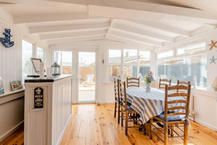Dog Friendly Cottage 2 Mins To Beach With Hot Tub And Zappi Ev Lessingham Zewnętrze zdjęcie